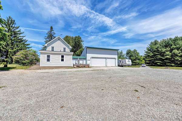 4.62 Acres of Land with Home for Sale in Shiocton, Wisconsin