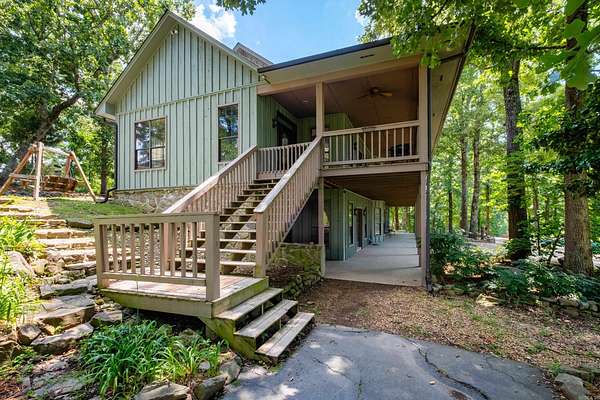 17.3 Acres of Land with Home for Sale in Little Rock, Arkansas