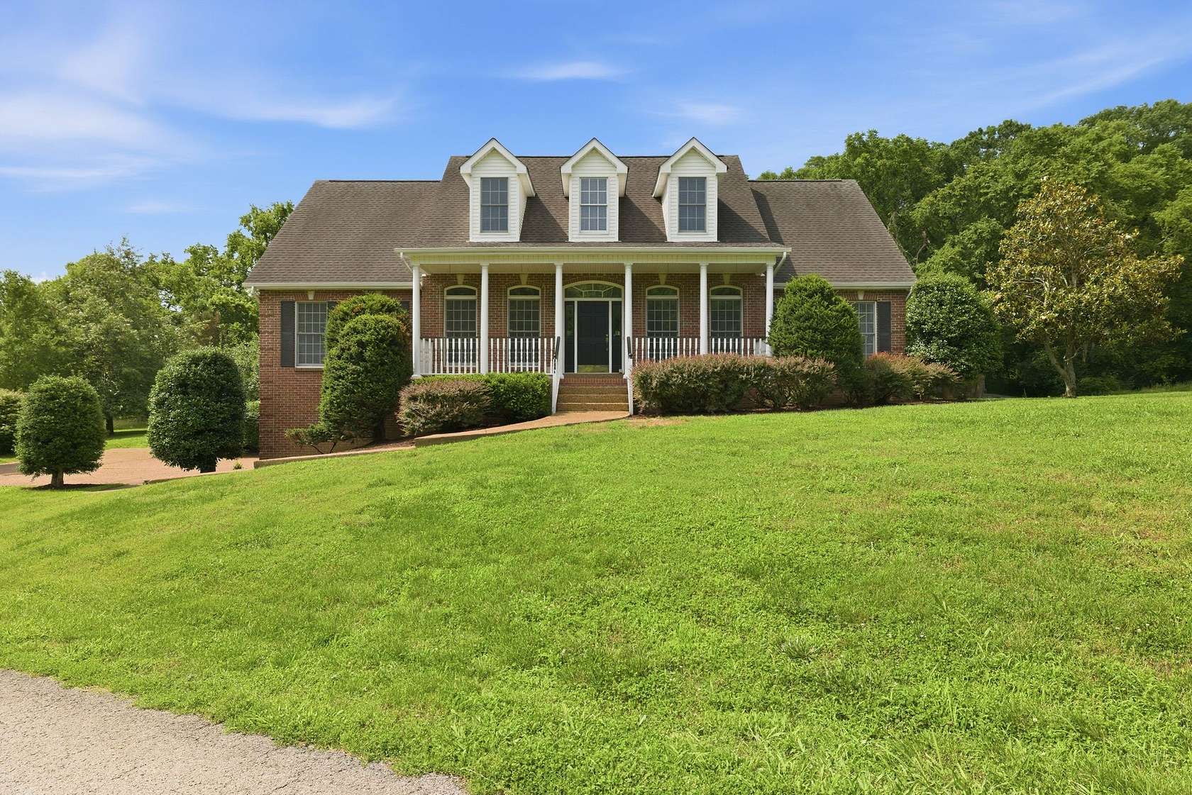 8.46 Acres of Land with Home for Lease in Franklin, Tennessee