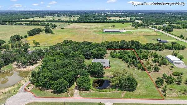 4.54 Acres of Land with Home for Sale in Eustace, Texas