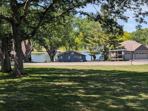0.34 Acres of Residential Land for Sale in Lake Summerset, Illinois