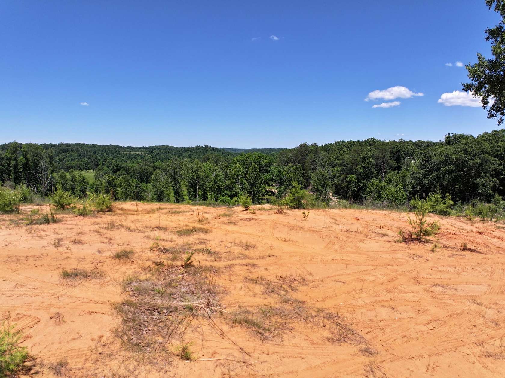 1.35 Acres of Residential Land for Sale in Irvine, Kentucky