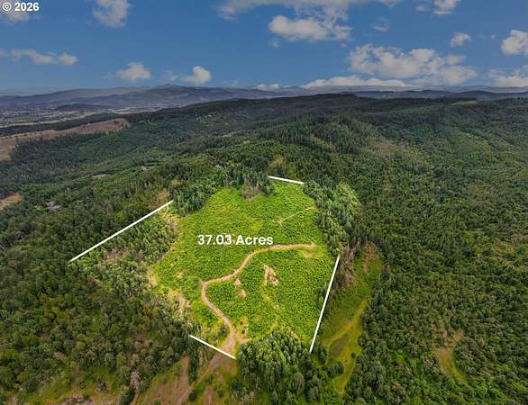 36.9 Acres of Recreational Land for Sale in Creswell, Oregon
