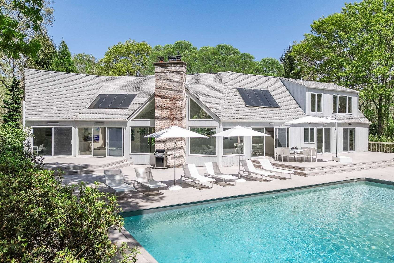 4.2 Acres of Land with Home for Sale in East Hampton, New York