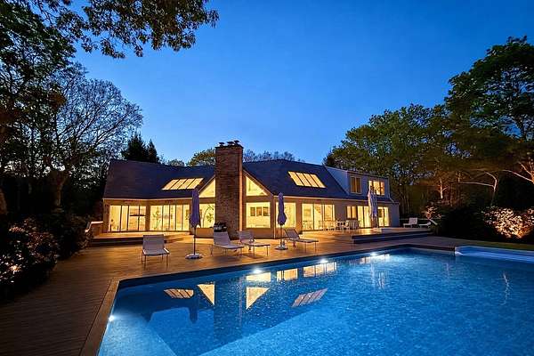 4.2 Acres of Land with Home for Sale in East Hampton, New York