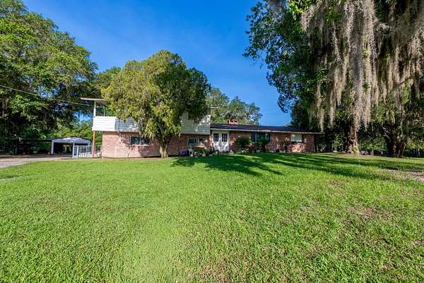 16 Acres of Land with Home for Sale in Hampton, Florida