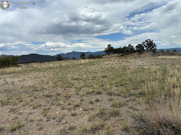 5 Acres of Land for Sale in Cotopaxi, Colorado