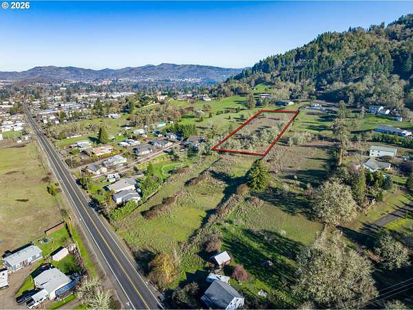 2 Acres of Residential Land for Sale in Roseburg, Oregon