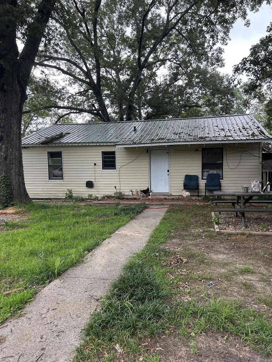 2.29 Acres of Land with Home for Sale in Rosston, Arkansas