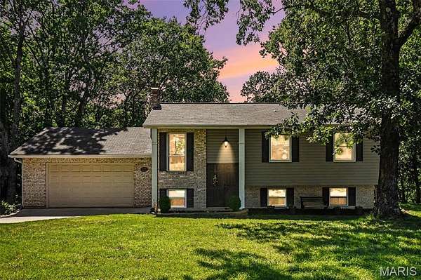 4.1 Acres of Land with Home for Sale in High Ridge, Missouri