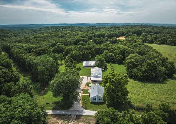 378 Acres of Land for Sale in Nebo, Illinois