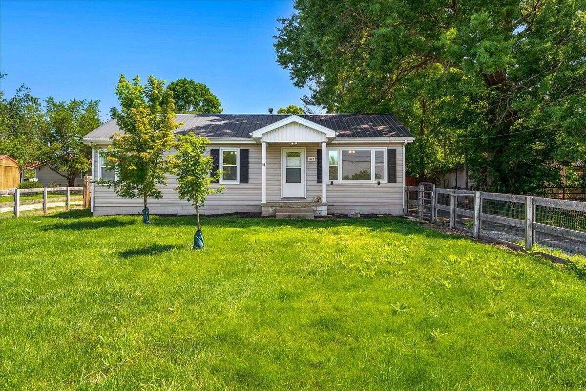 2.3 Acres of Land with Home for Sale in Nicholasville, Kentucky