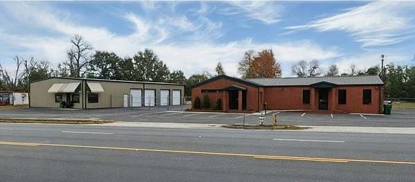 1.76 Acres of Improved Commercial Land for Sale in Valdosta, Georgia