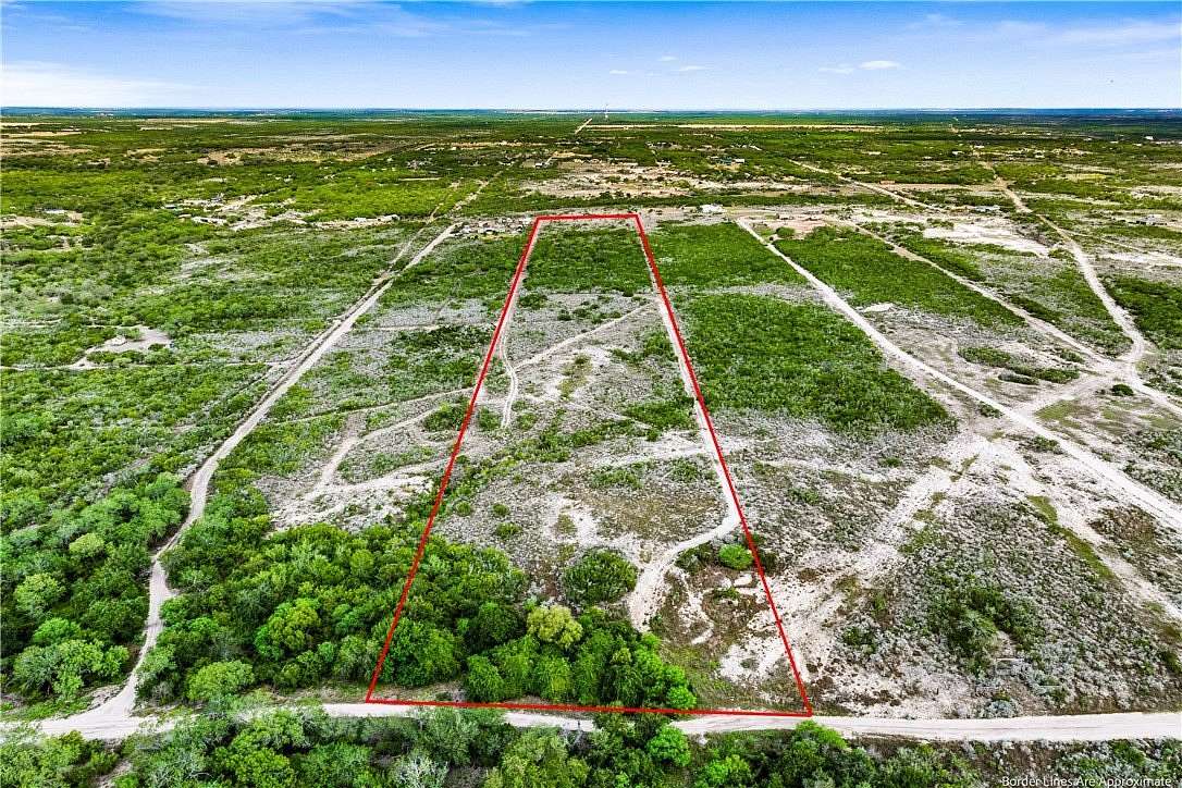 15 Acres of Recreational & Residential Land for Sale in Orange Grove, Texas