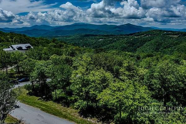 0.52 Acres of Residential Land for Sale in Sugar Mountain, North Carolina