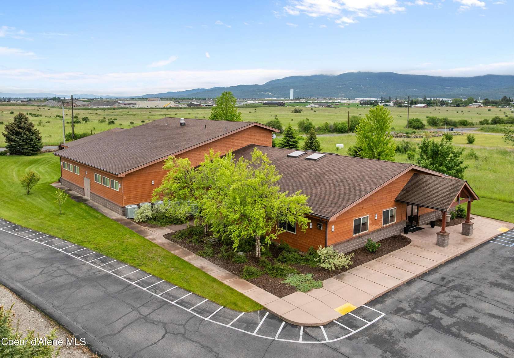 10 Acres of Improved Commercial Land for Sale in Newman Lake, Washington