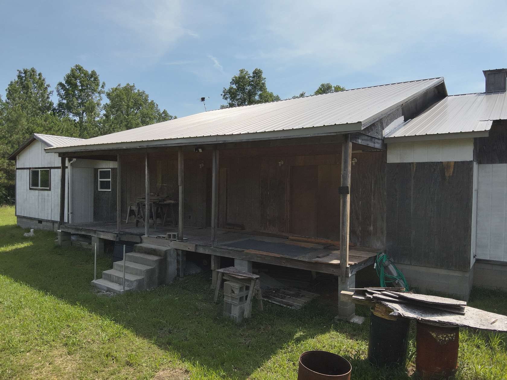 33 Acres of Recreational Land with Home for Sale in Linden, Tennessee