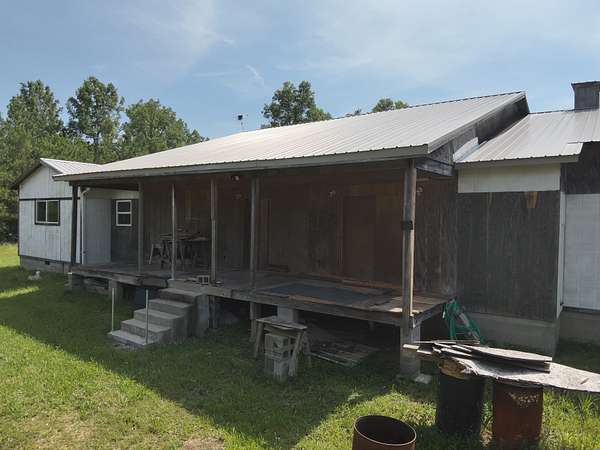 33 Acres of Recreational Land with Home for Sale in Linden, Tennessee