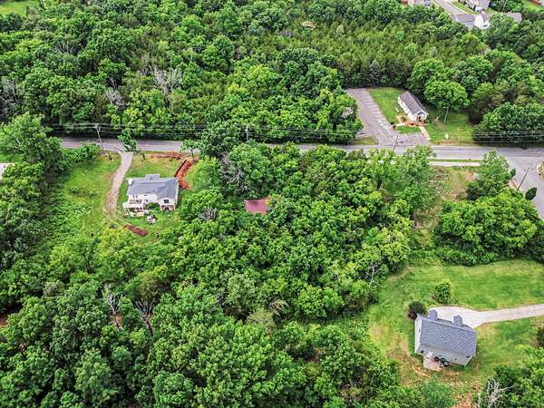 1.25 Acres of Residential Land for Sale in Antioch, Tennessee