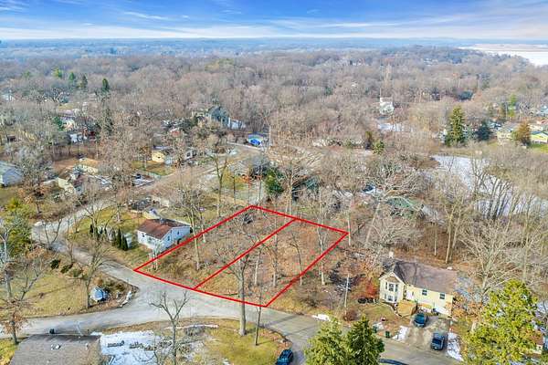 0.32 Acres of Residential Land for Sale in Spring Grove, Illinois