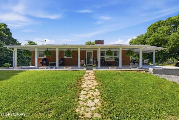 1.5 Acres of Land with Home for Sale in Lenoir City, Tennessee