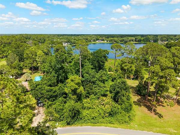 1.5 Acres of Residential Land for Sale in Paisley, Florida