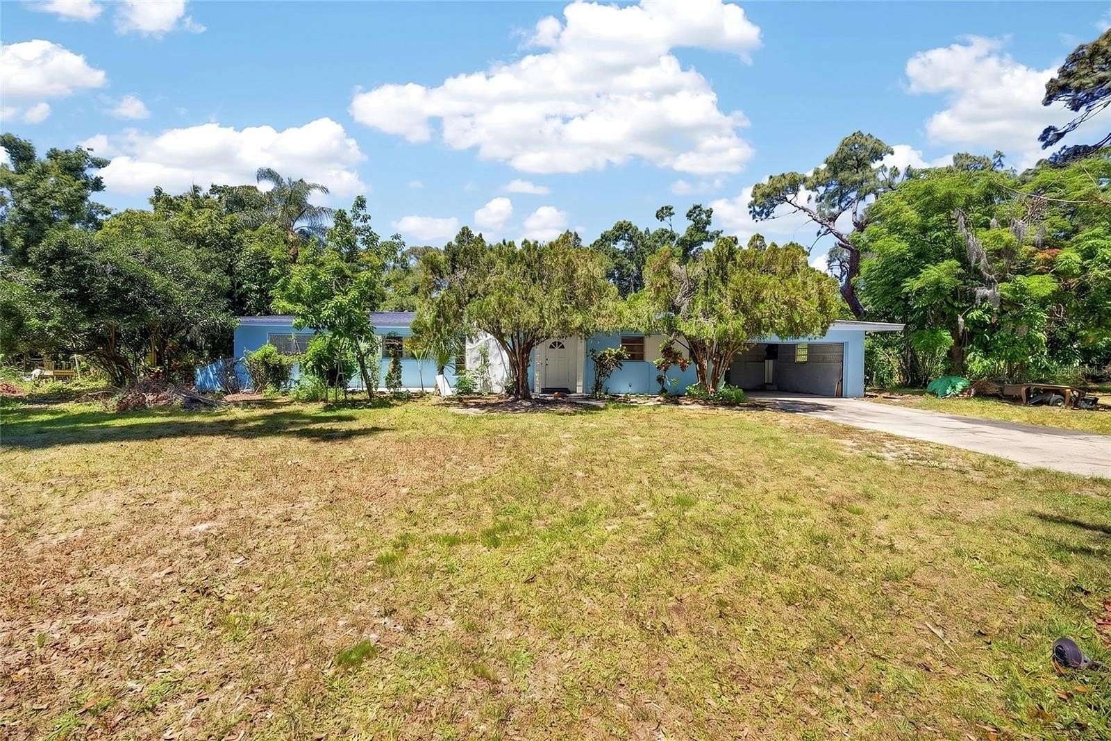 2.24 Acres of Land with Home for Sale in Sarasota, Florida