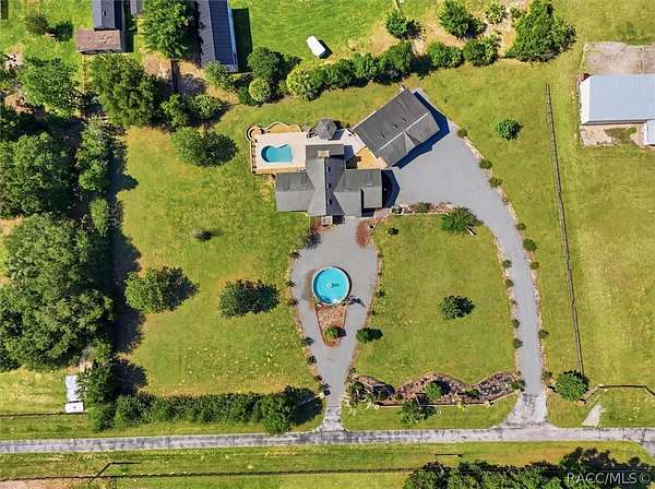 5.22 Acres of Land with Home for Sale in Summerfield, Florida