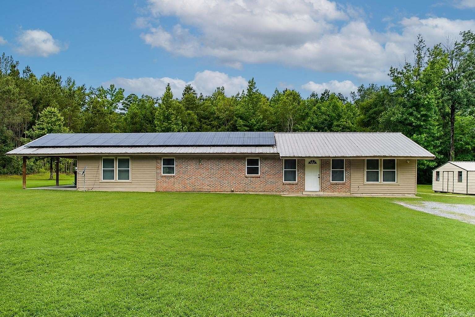 13.8 Acres of Land with Home for Sale in Pine Bluff, Arkansas