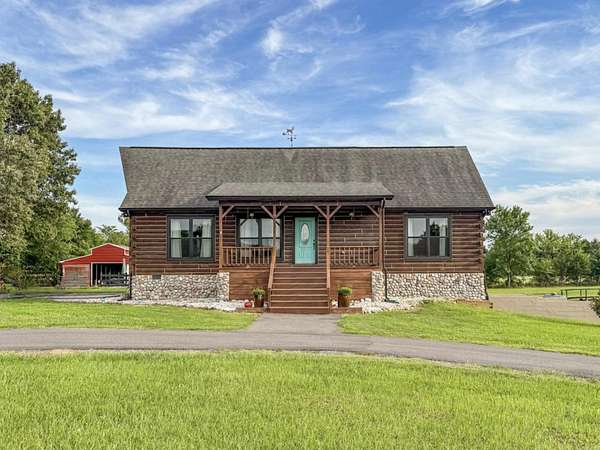 5 Acres of Land with Home for Sale in Mount Vernon, Arkansas