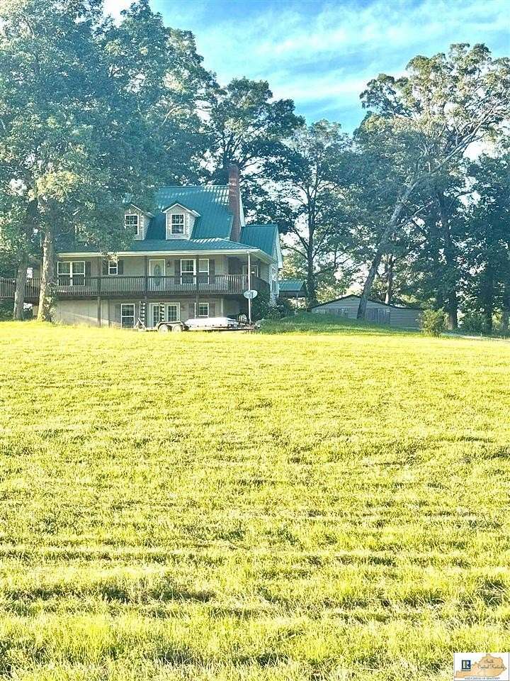 2 Acres of Land with Home for Sale in Elizabethtown, Kentucky