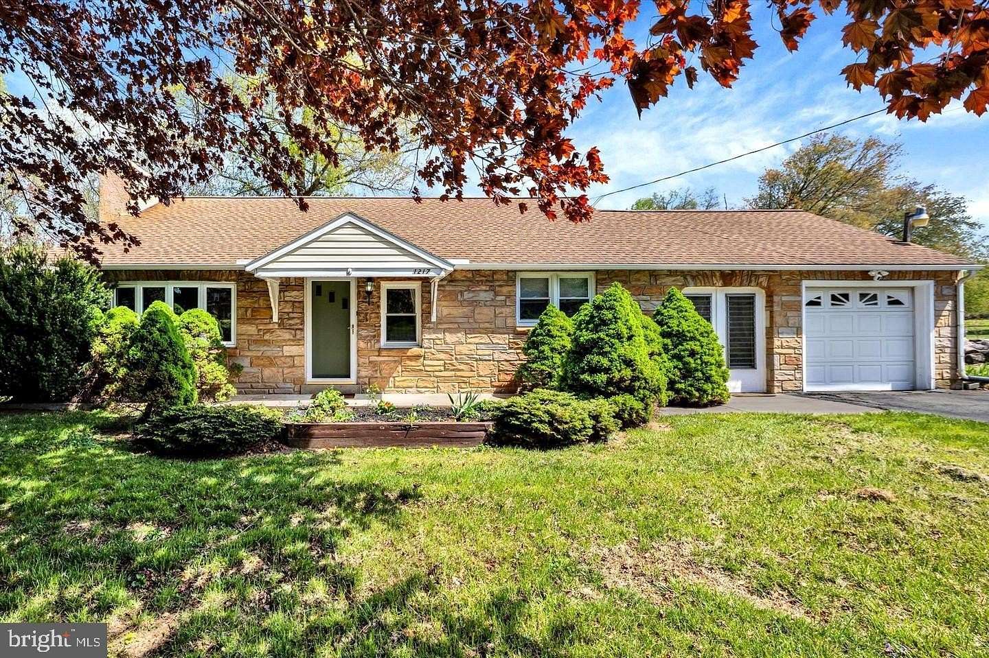 1.5 Acres of Land with Home for Lease in Coatesville, Pennsylvania