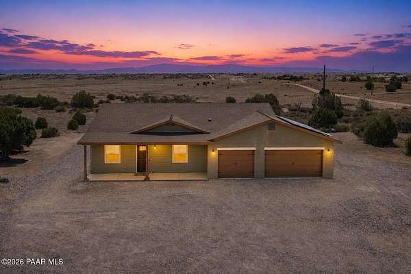 5.5 Acres of Land with Home for Sale in Prescott, Arizona