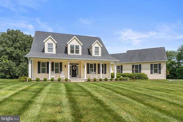 4 Acres of Land with Home for Sale in West River, Maryland