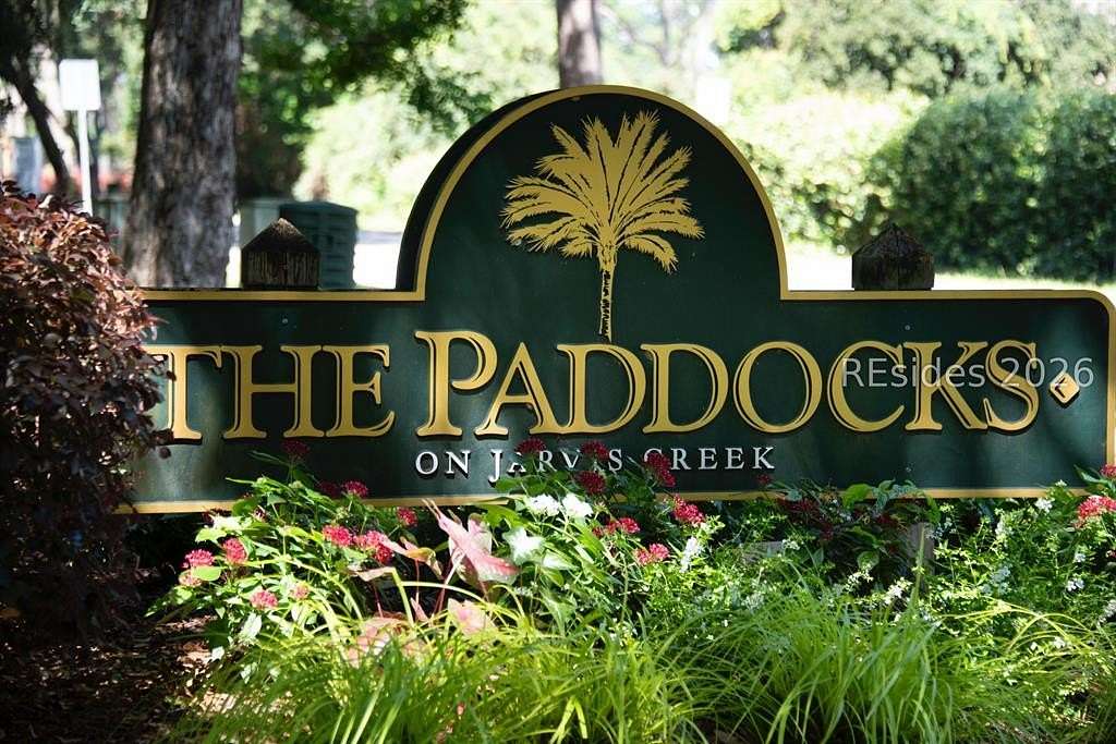 0.27 Acres of Mixed-Use Land for Sale in Hilton Head Island, South Carolina
