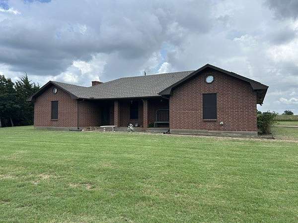 3.3 Acres of Land with Home for Sale in Pottsboro, Texas