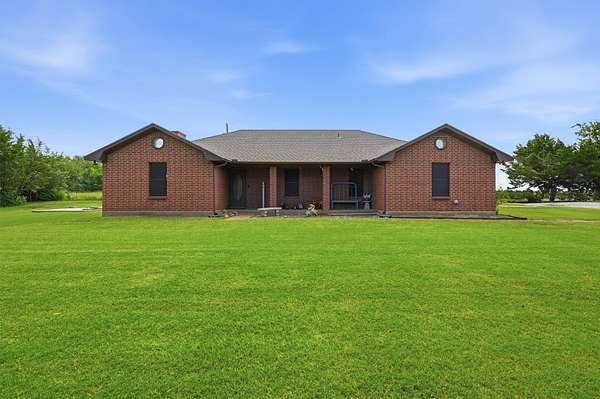 3.3 Acres of Land with Home for Sale in Pottsboro, Texas