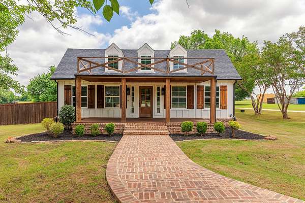 1.69 Acres of Land with Home for Sale in Van Alstyne, Texas