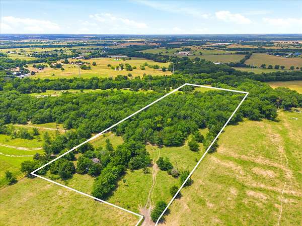 5.45 Acres of Residential Land for Sale in Greenville, Texas
