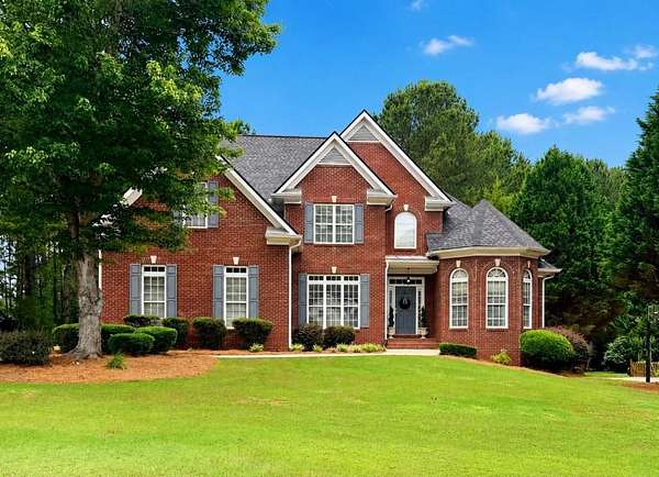 1.57 Acres of Land with Home for Sale in Fayetteville, Georgia