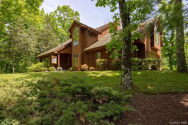 3.66 Acres of Land with Home for Sale in Salt Point, New York