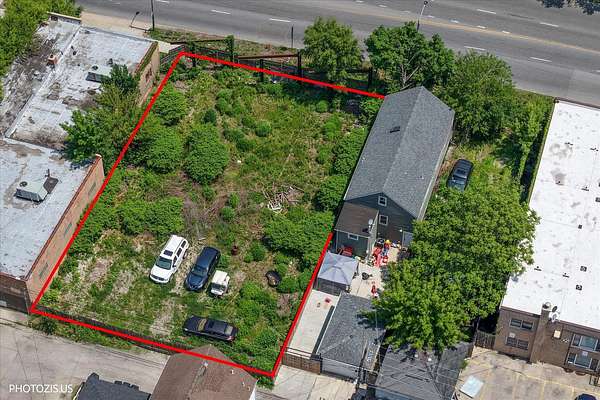 0.21 Acres of Mixed-Use Land for Sale in Chicago, Illinois