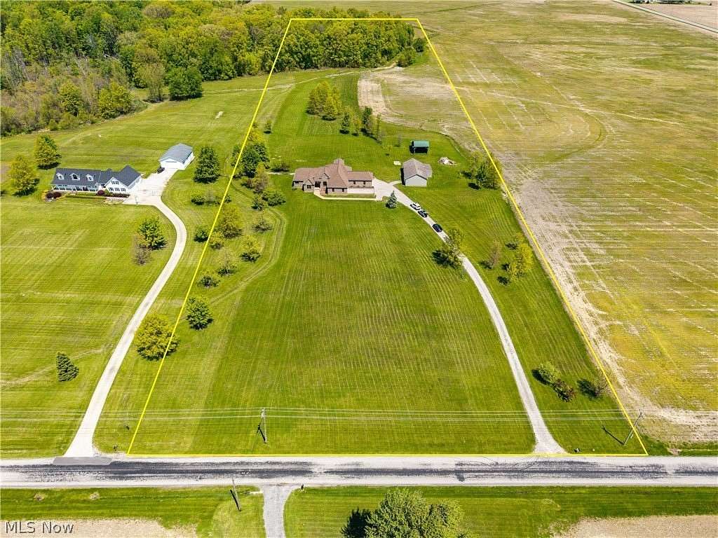 11 Acres of Land with Home for Sale in Wellington, Ohio