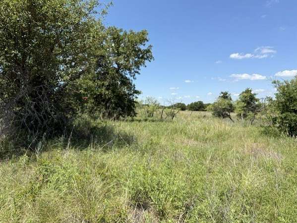 28.4 Acres of Recreational & Residential Land for Sale in Henrietta, Texas