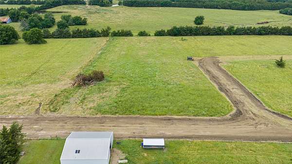 1.16 Acres of Residential Land for Sale in Sumner, Texas
