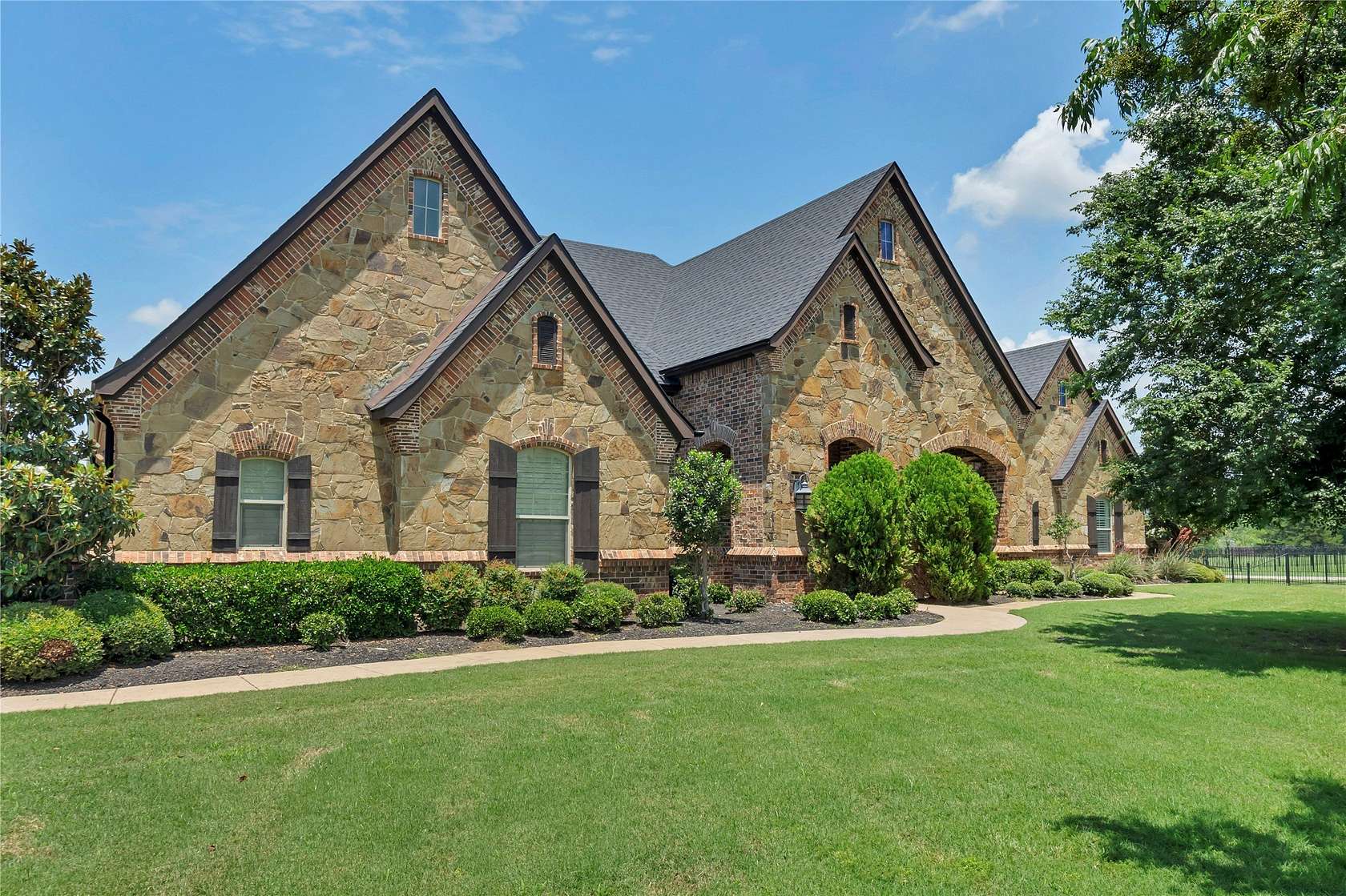 3.74 Acres of Land with Home for Sale in Fort Worth, Texas