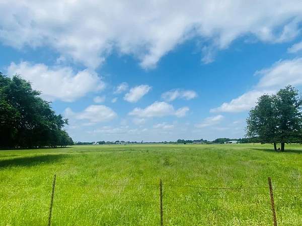 5 Acres of Residential Land for Sale in Canton, Texas