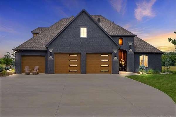 3.42 Acres of Land with Home for Sale in Bixby, Oklahoma
