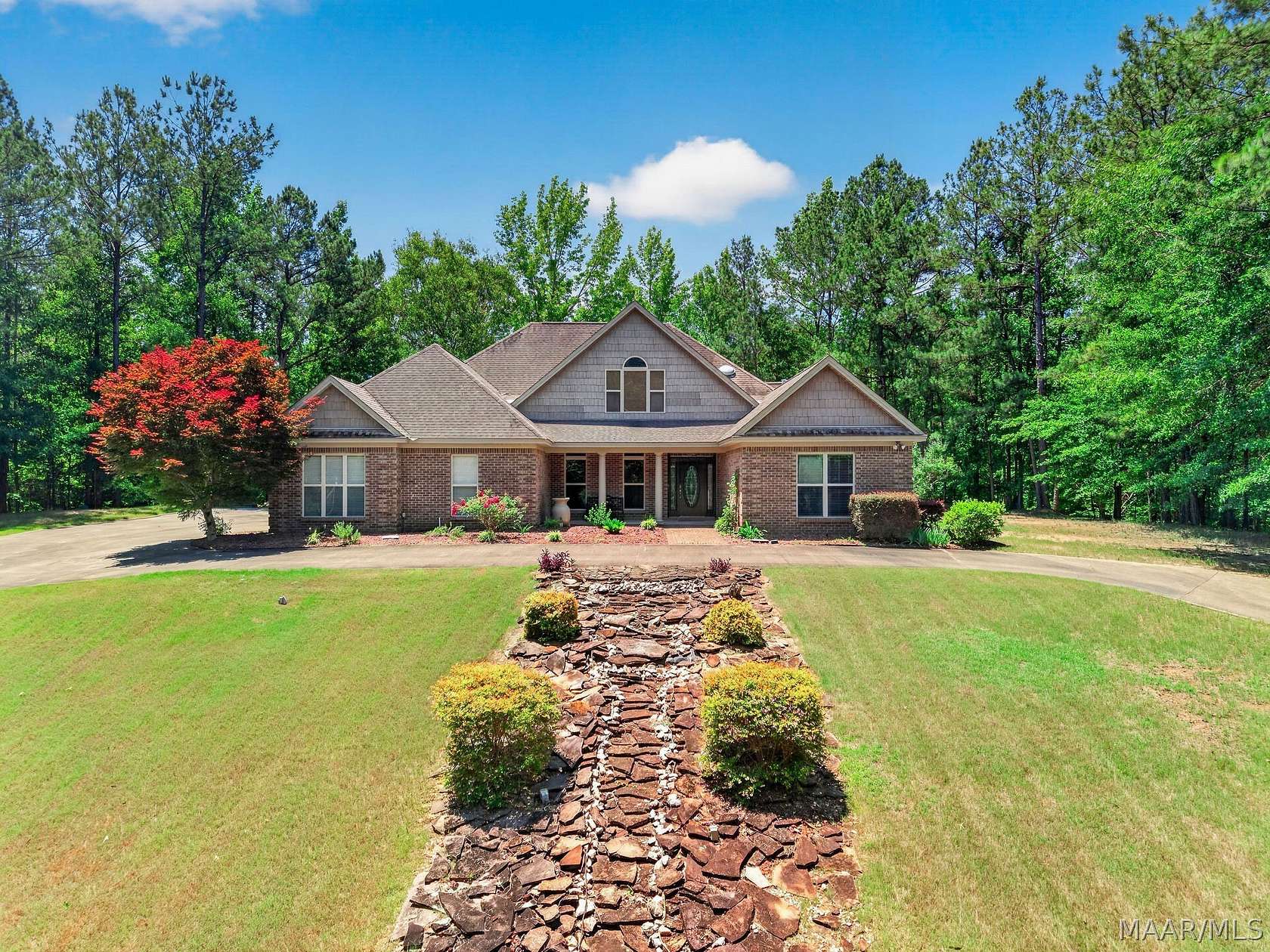 30 Acres of Recreational Land with Home for Sale in Tallassee, Alabama