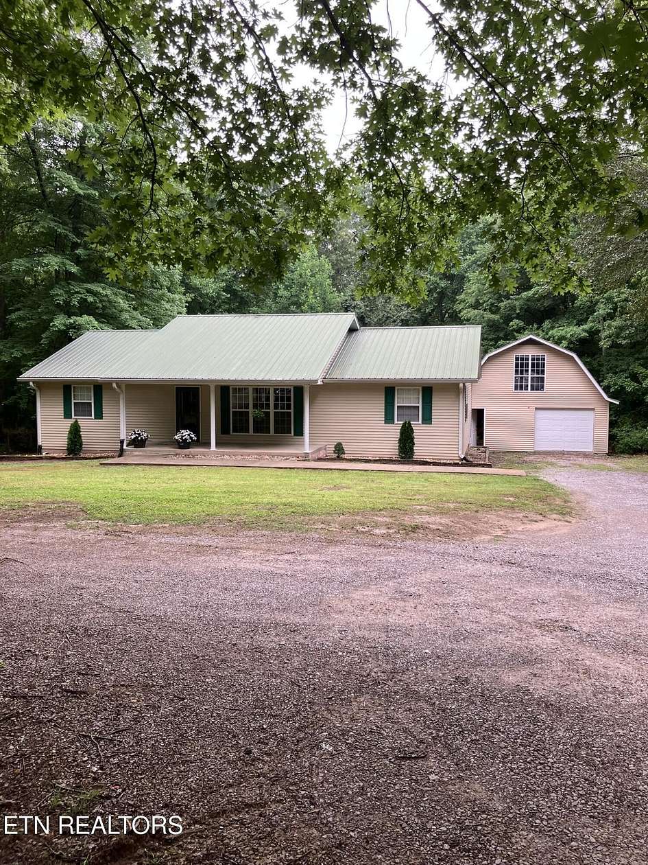 1.9 Acres of Land with Home for Sale in Jamestown, Tennessee